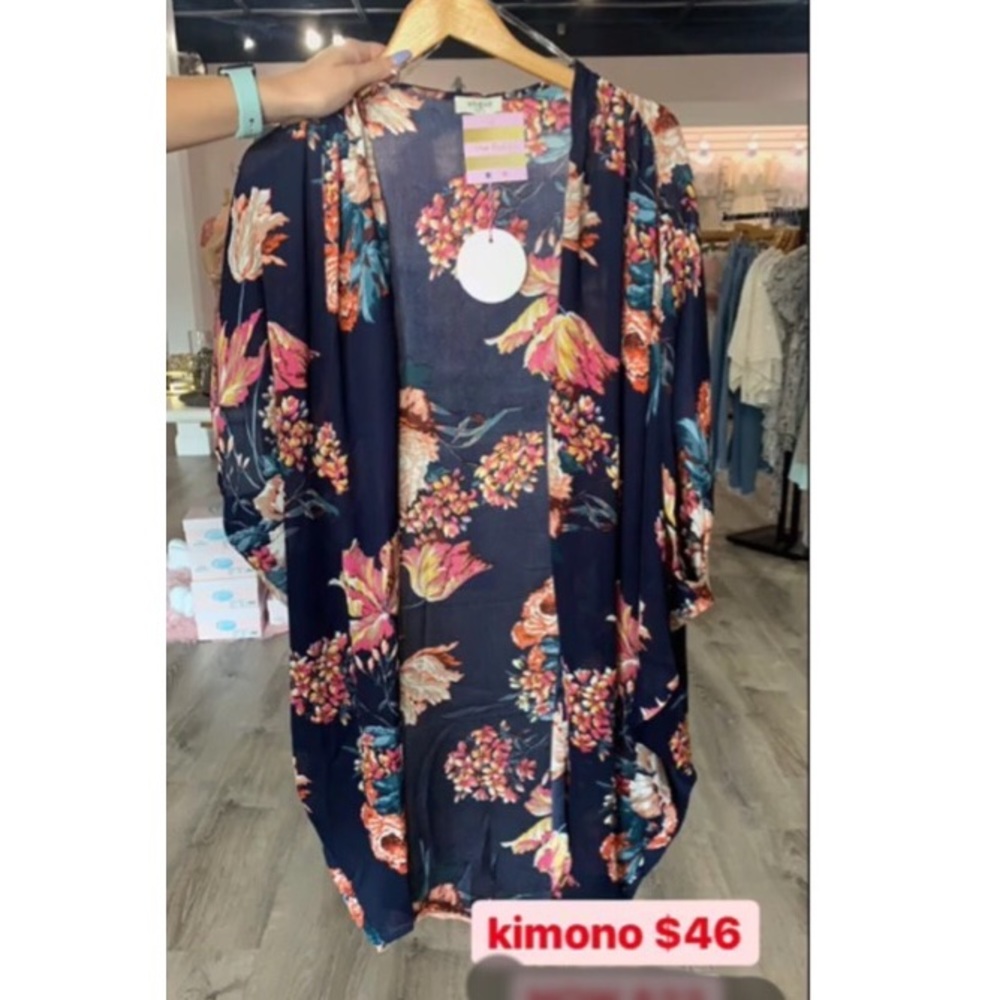 Floral print kimono